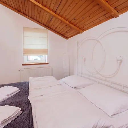 Persona Lux Tatil Evi Slavske